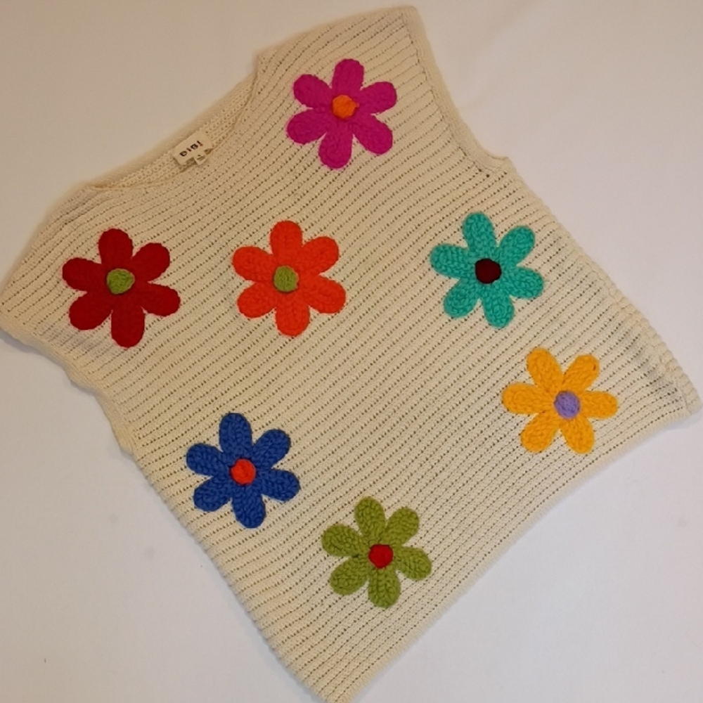 BiBi Crochet Floral Sleeveless Knit Top Size Small Spring